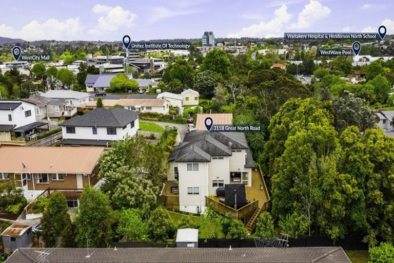 Photo of property in 311b Great North Road, Henderson, Auckland, 0612