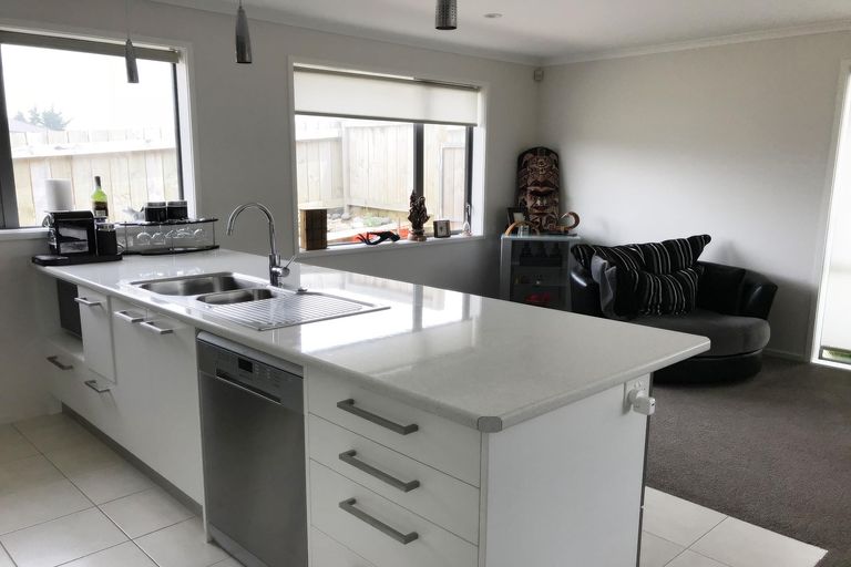 Photo of property in 22 Kilbryde Crescent, Pokeno, 2402