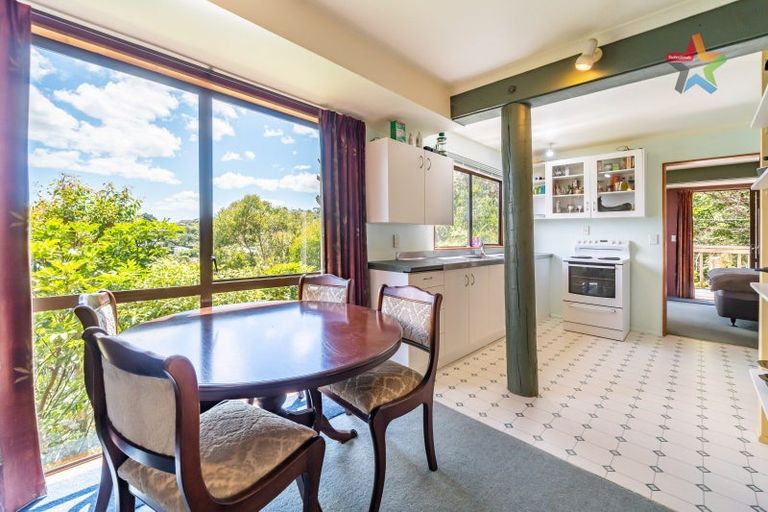 Photo of property in 321 Marine Drive, York Bay, Lower Hutt, 5013