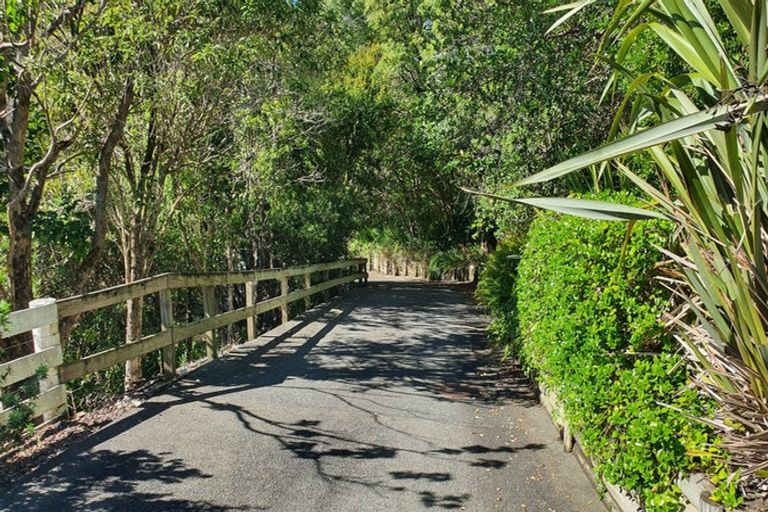 Photo of property in 16 Kanuka Road, Sandspit, Warkworth, 0982