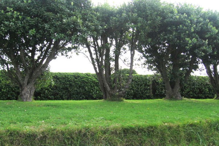 Photo of property in 176 Helston Road, Paparangi, Wellington, 6037