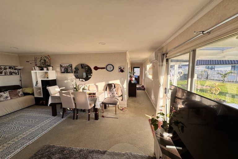 Photo of property in 290 Point View Drive, Dannemora, Auckland, 2016