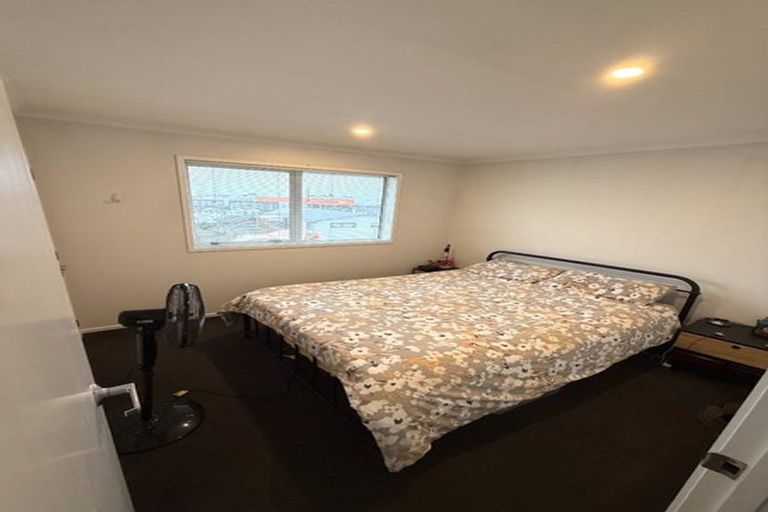 Photo of property in 11a Rishworth Avenue, Stanmore Bay, Whangaparaoa, 0932