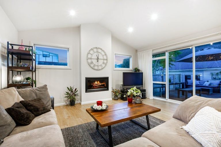 Photo of property in 18 Colin Grove, Hutt Central, Lower Hutt, 5010