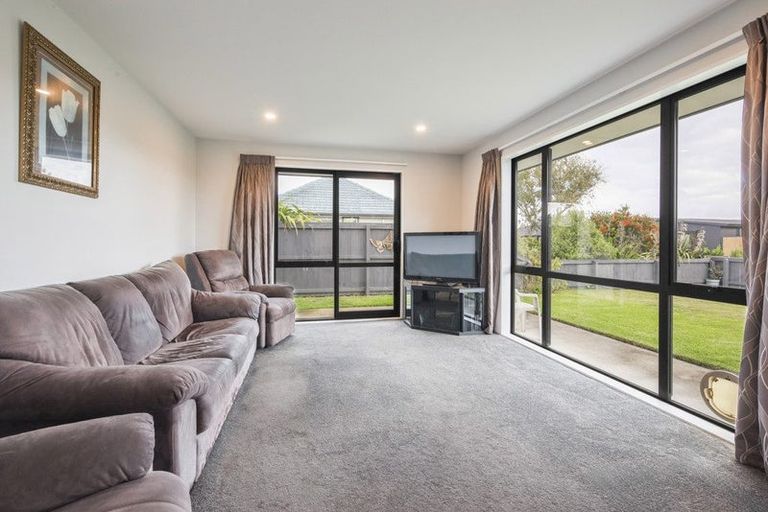 Photo of property in 16 Sandy Avenue, New Brighton, Christchurch, 8083