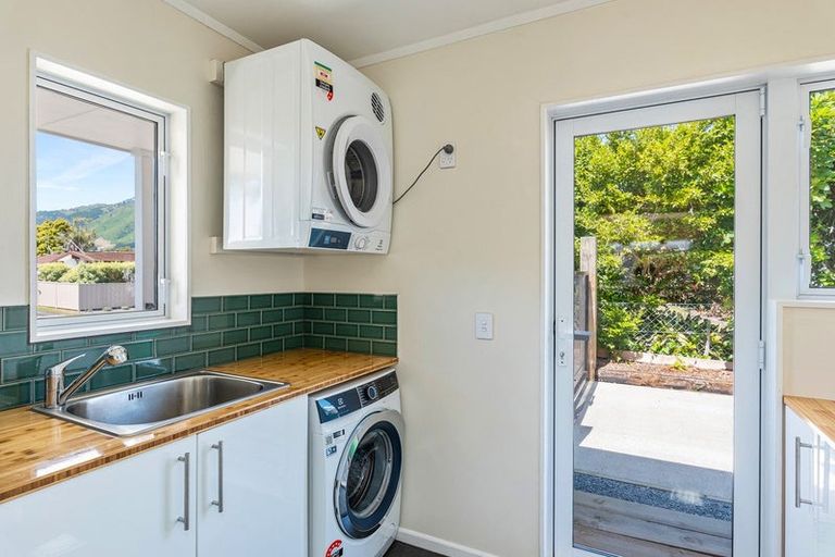 Photo of property in 46 Sylvan Avenue, Waikanae, 5036