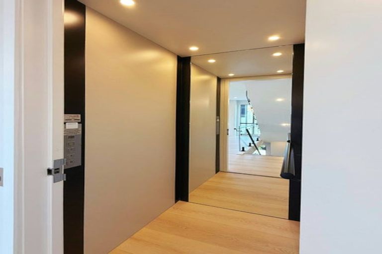 Photo of property in 13c Dominion Street, Takapuna, Auckland, 0622