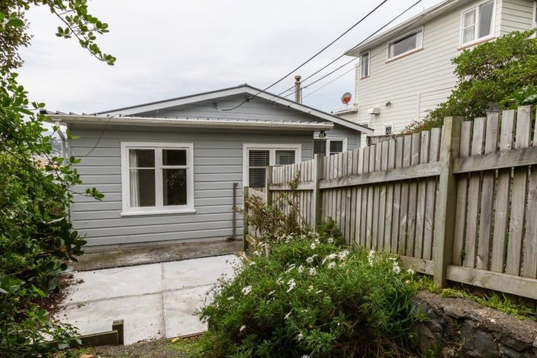 Photo of property in 14 Buckingham Street, Melrose, Wellington, 6023