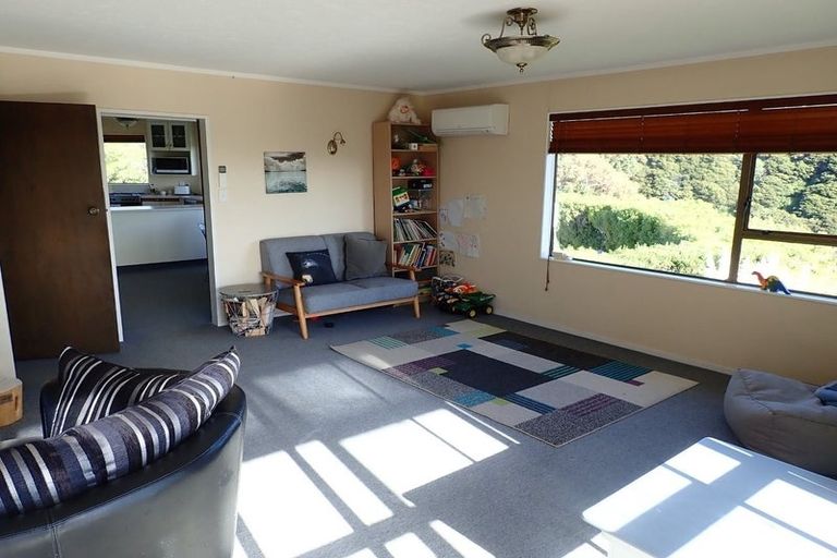Photo of property in 60 Leeward Drive, Whitby, Porirua, 5024
