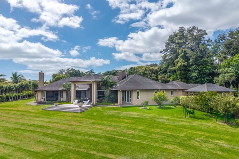 Photo of property in 509 Whitford Road, Whitford, Howick, 2571