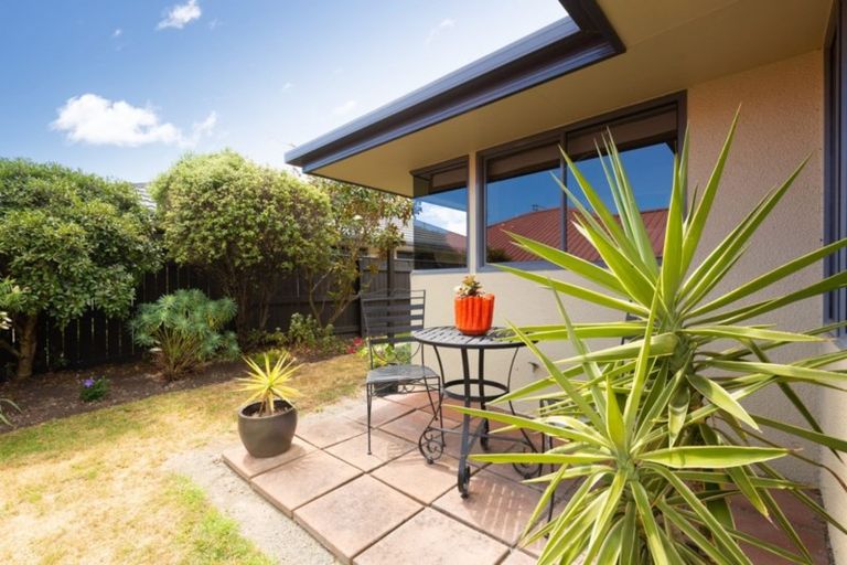 Photo of property in 1/25 Stead Crescent, Stoke, Nelson, 7011