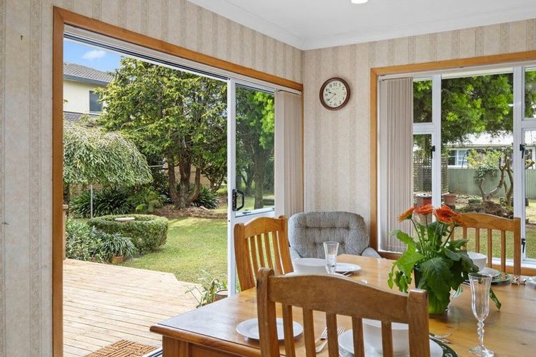 Photo of property in 9 Bunnythorpe Road, Papakura, 2110