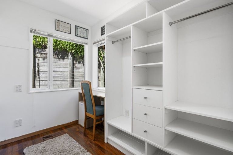 Photo of property in 11f Duncan Street, Tawa, Wellington, 5028