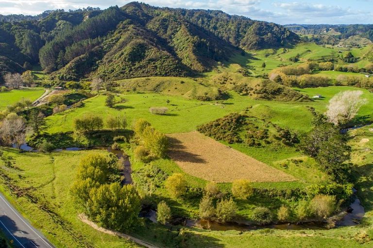 Photo of property in 1177 Mokau Road, Mimi, Urenui, 4379