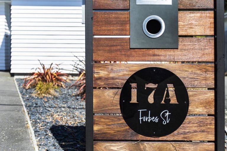 Photo of property in 15 Forbes Street, Sydenham, Christchurch, 8023