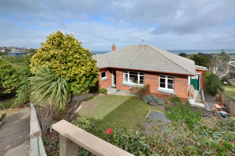 Photo of property in 50 Tomahawk Road, Andersons Bay, Dunedin, 9013