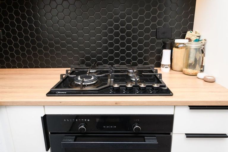 Photo of property in 4 Miles Place, Awapuni, Palmerston North, 4412