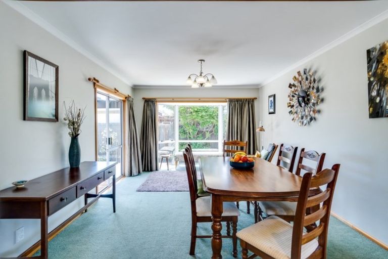 Photo of property in 104a Frimley Avenue, Frimley, Hastings, 4120