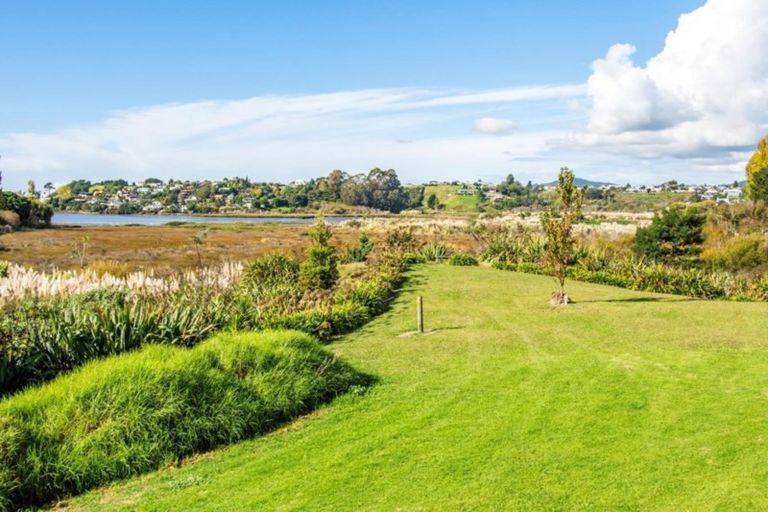 Photo of property in 10b College Place, Poike, Tauranga, 3112