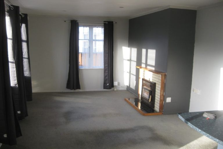 Photo of property in 25 Petherick Street, Taita, Lower Hutt, 5011