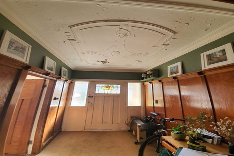 Photo of property in 9 Akatea Street, Berhampore, Wellington, 6023