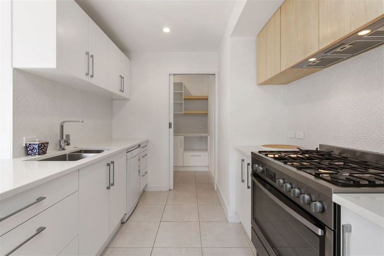 Photo of property in 268 Lyttelton Street, Spreydon, Christchurch, 8024