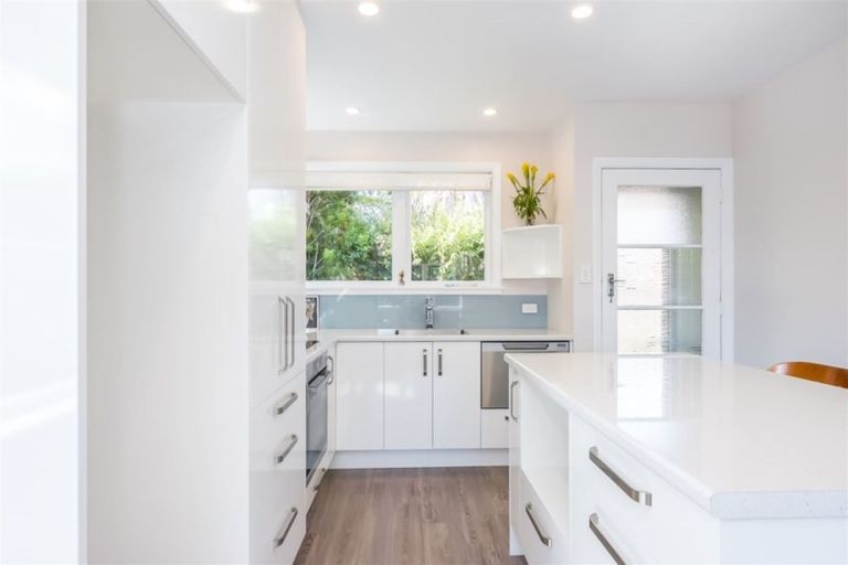 Photo of property in 1/8 Derwent Lee Grove, Epuni, Lower Hutt, 5011