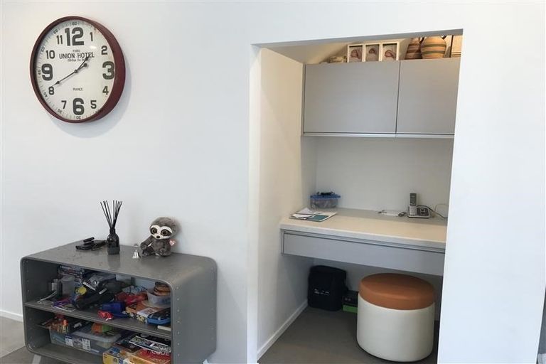 Photo of property in 17 Somerby Mews, Silverstream, Upper Hutt, 5019