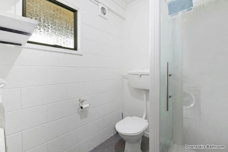 Photo of property in 48a Woodlands Crescent, Browns Bay, Auckland, 0630
