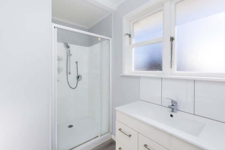 Photo of property in 19 Victoria Street, Ebdentown, Upper Hutt, 5018