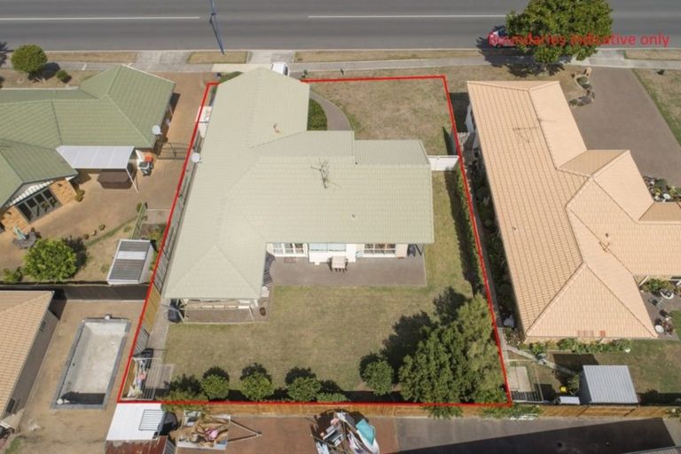 Photo of property in 65 Gravatt Road, Papamoa Beach, Papamoa, 3118