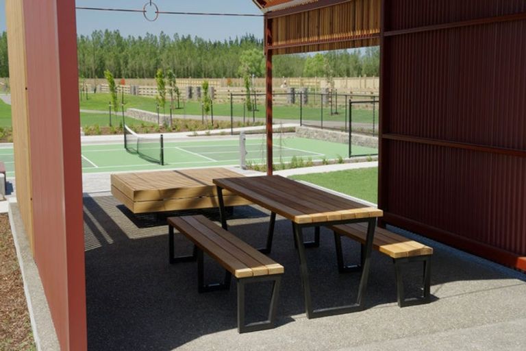 Photo of property in 14 Bibury Lane, West Melton, 7676