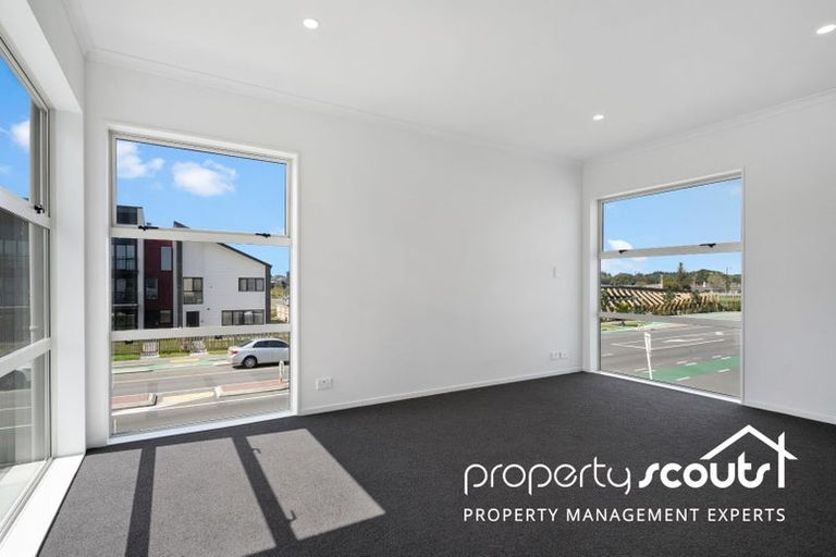 Photo of property in 1 Harewood Street, Whenuapai, Auckland, 0618