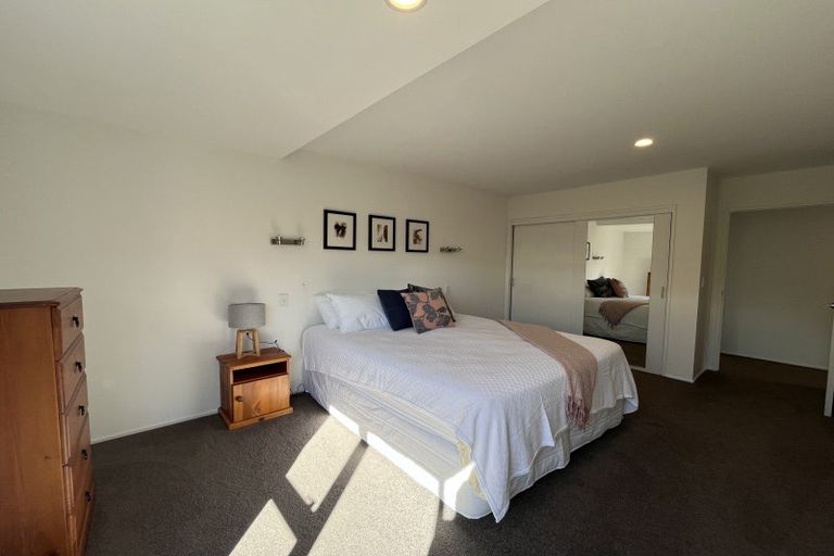 Photo of property in 379 Peninsula Road, Kelvin Heights, Queenstown, 9300