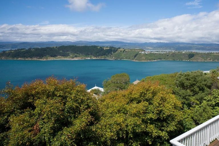 Photo of property in 21 Thane Road, Roseneath, Wellington, 6011