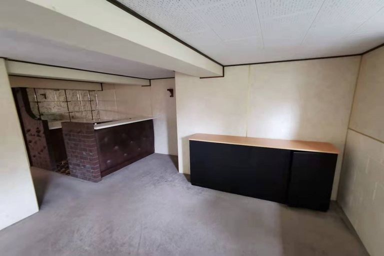 Photo of property in 316 Wairau Road, Glenfield, Auckland, 0629