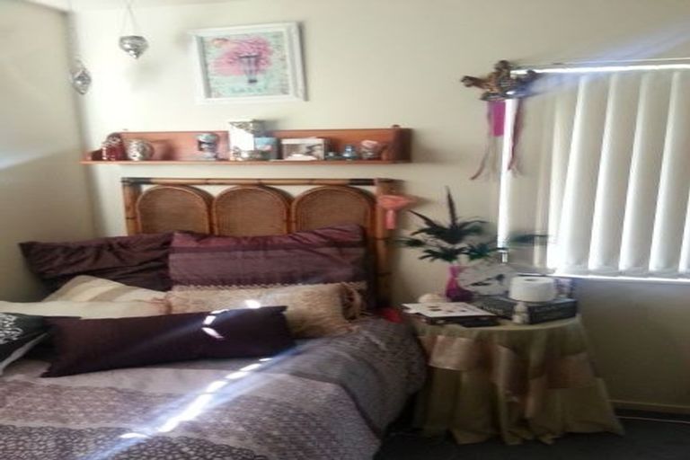 Photo of property in 20 Langana Avenue, Browns Bay, Auckland, 0630