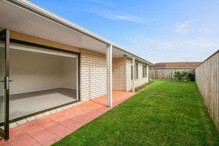 Photo of property in 50 Barrett Road, Whalers Gate, New Plymouth, 4310