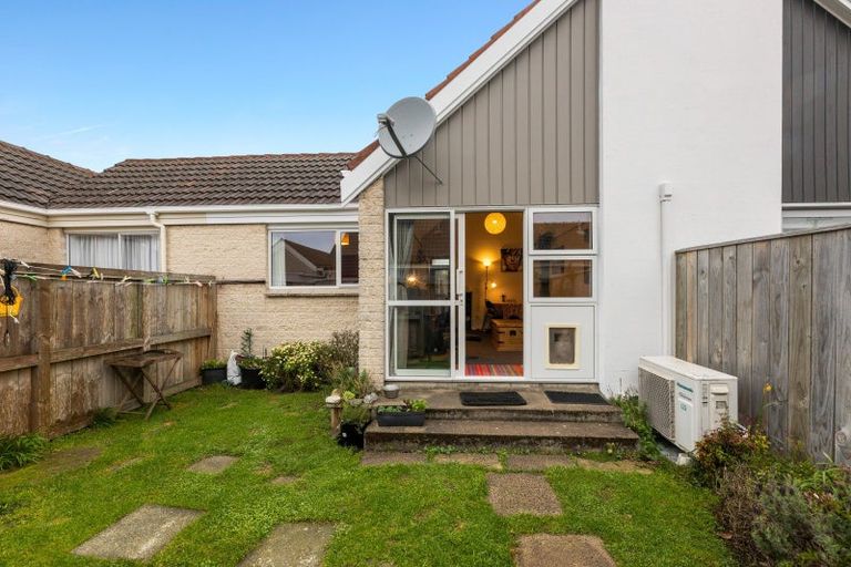 Photo of property in 56c Oxford Street, South Dunedin, Dunedin, 9012