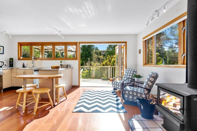 Photo of property in 14 Moore Street, Hillcrest, Auckland, 0627