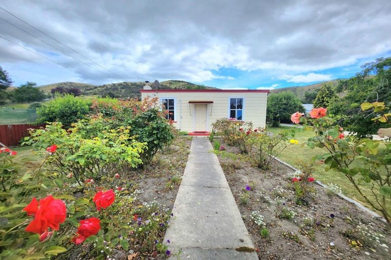Photo of property in 44 Old Slip Road, Hakataramea, Kurow, 9498