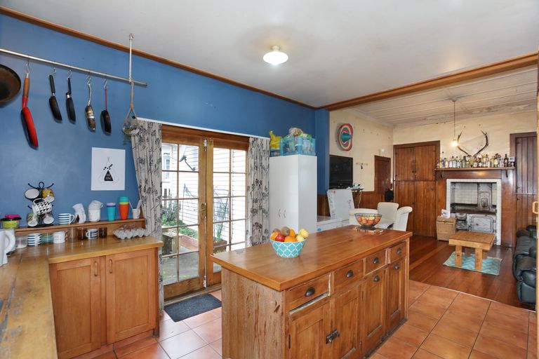 Photo of property in 539 Ferguson Street, Palmerston North, 4410