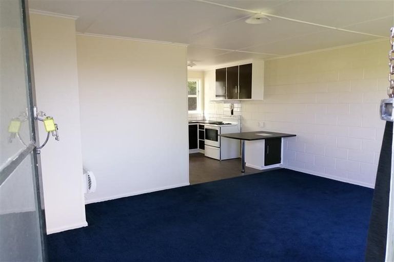 Photo of property in 2/14 Quinn Grove, Ranui, Porirua, 5024