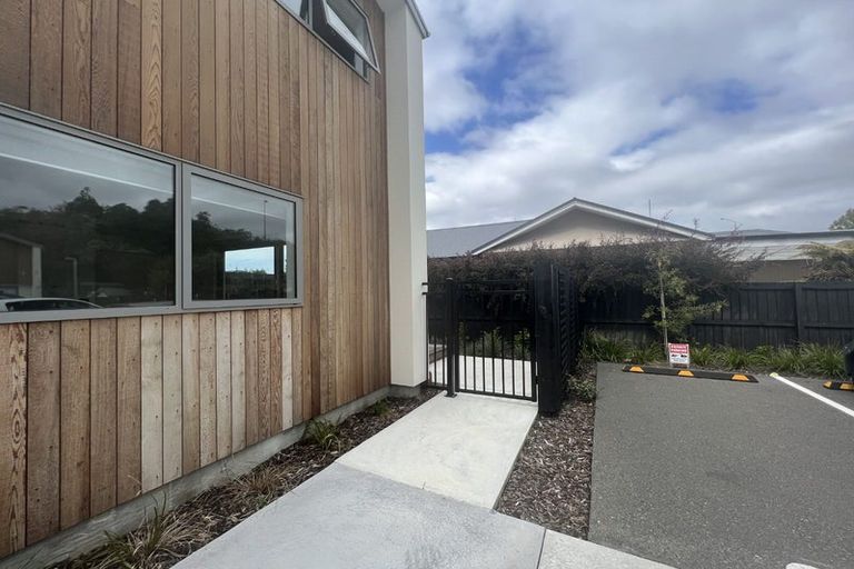 Photo of property in 1/7 Lindores Street, Addington, Christchurch, 8024