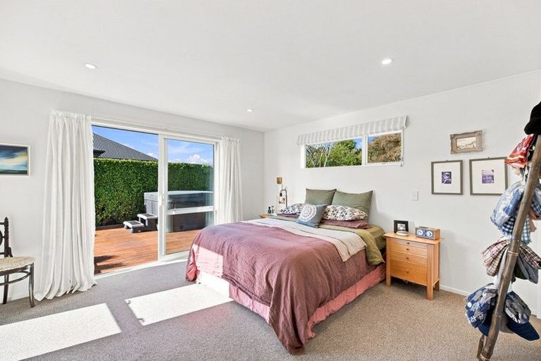 Photo of property in 68 Cairnbrae Drive, Prebbleton, 7604