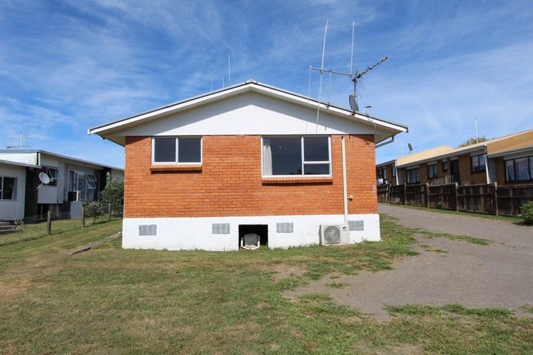 Photo of property in 21 Pohutukawa Drive, Tokoroa, 3420