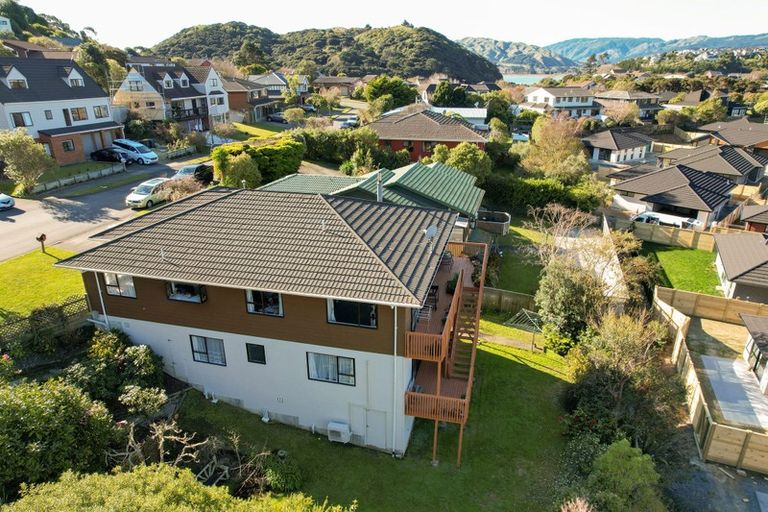 Photo of property in 9 Ration Lane, Whitby, Porirua, 5024
