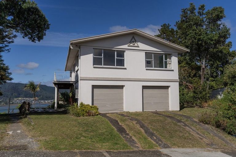 Photo of property in 44 Tairua Heights, Tairua, 3508