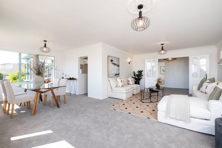 Photo of property in 3/42 Campbell Street, Havelock North, 4130