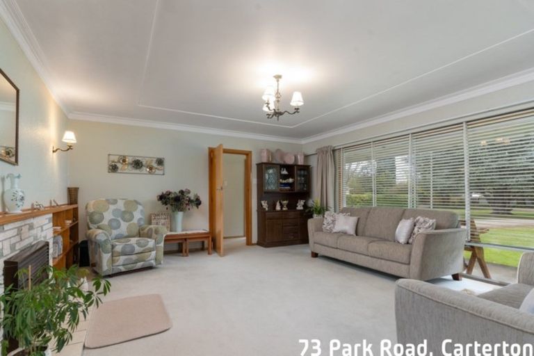 Photo of property in 75 Park Road, Carterton, 5713